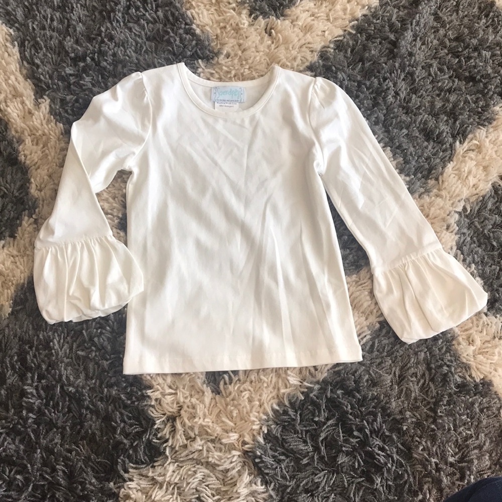 Kids bell sleeve top. Size 5-6